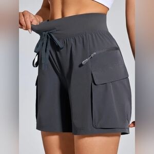 Women's Quick-Dry 50+ Gray Cargo Shorts Size M